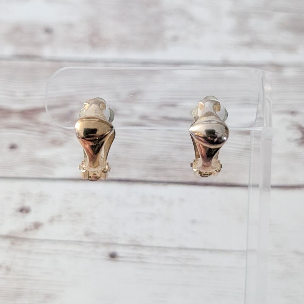 Vintage Clip On Earrings Unusual - Fair Condition